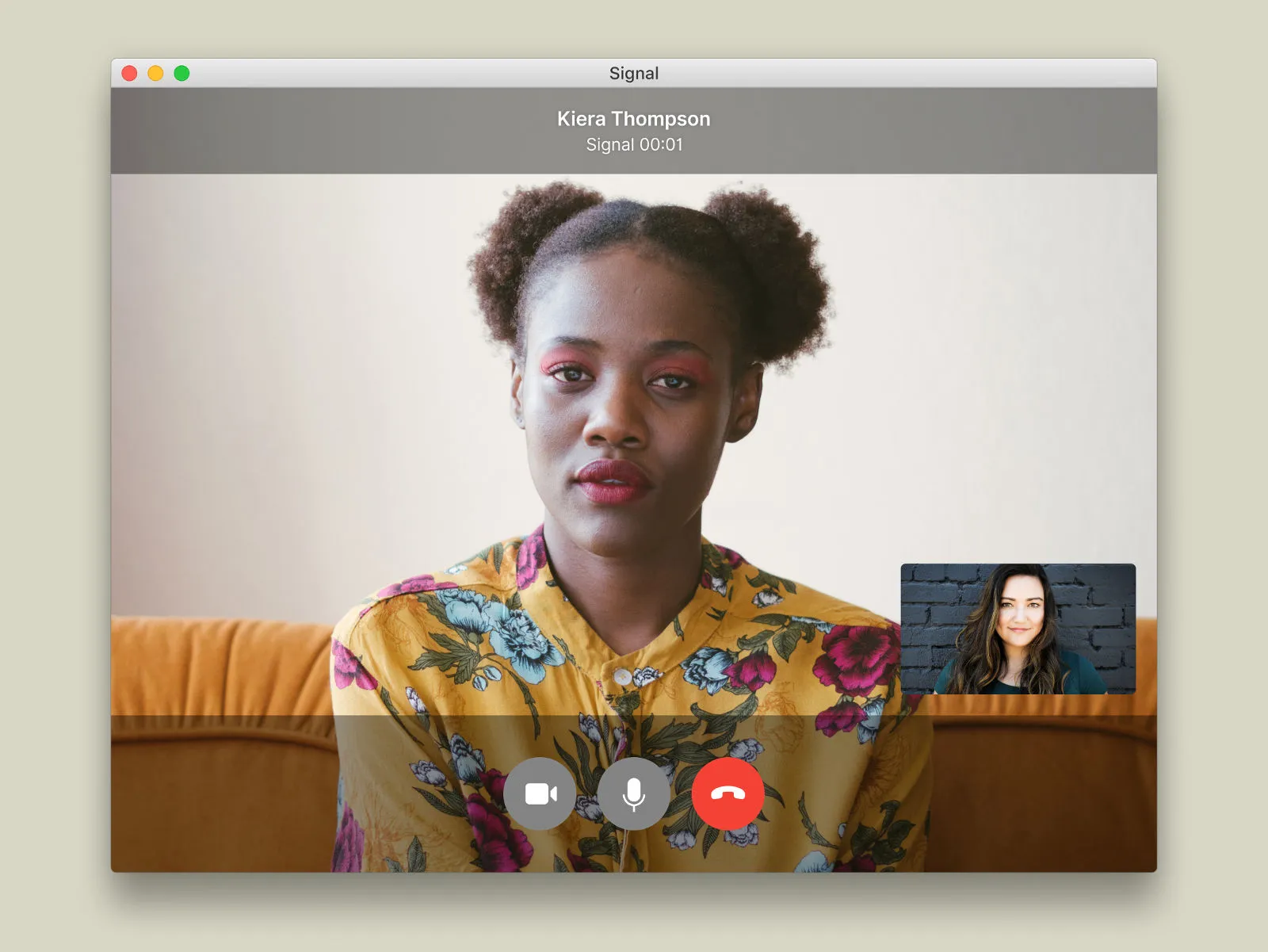 A person using Signal app to make a video call